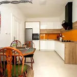 Luxury 2Bdr Apartment In Budapest