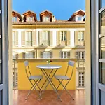Luxury 2Bdr Apartment In Budapest