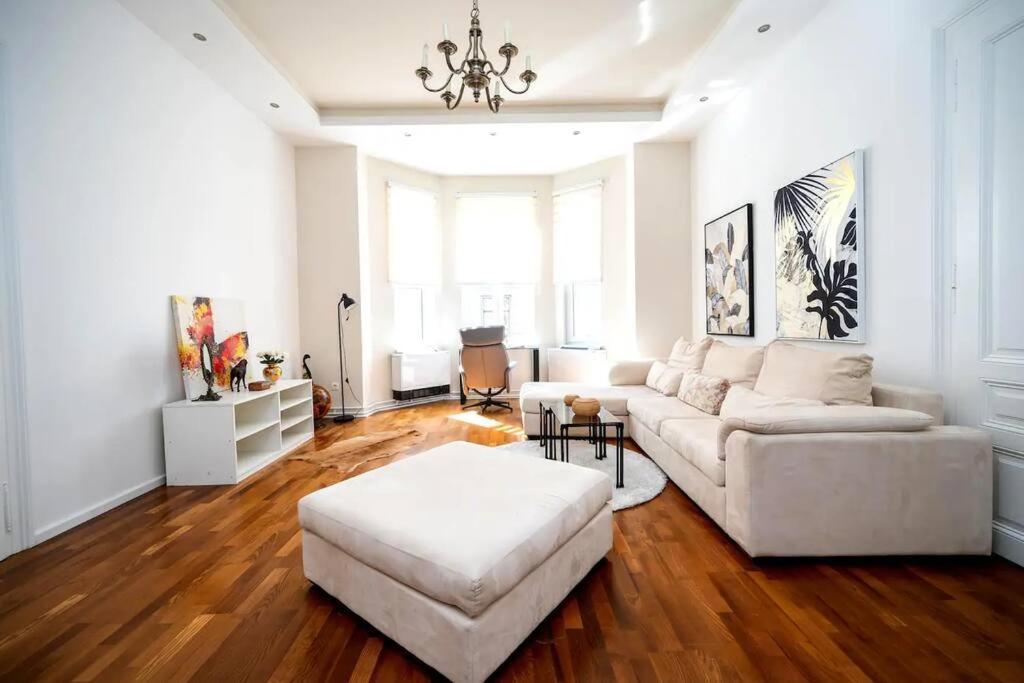 Apartment Luxury 2bdr In *